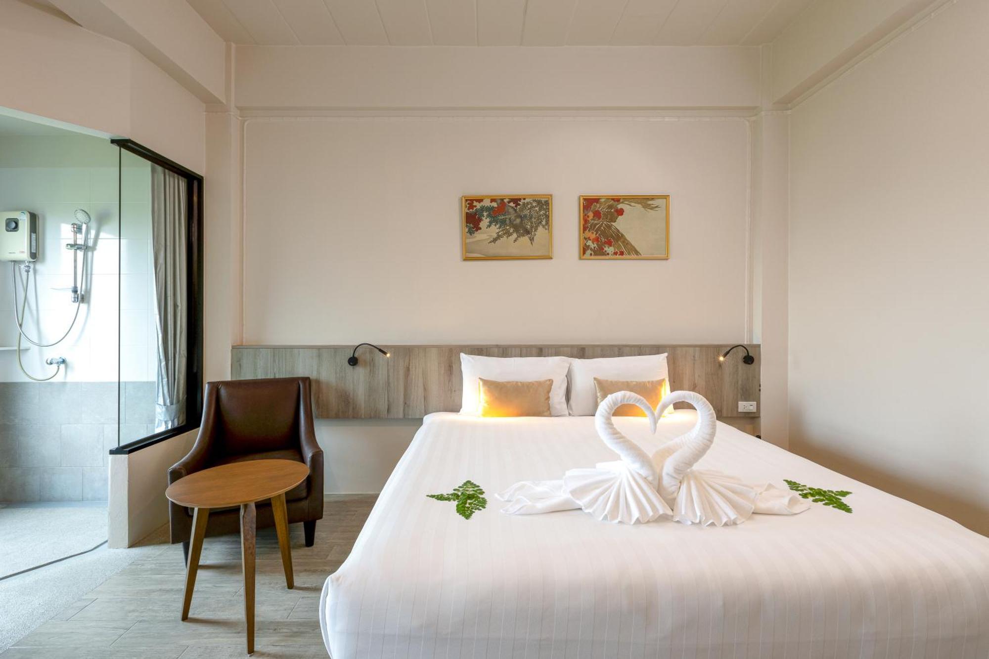 Ang Pao Hotel Phuket Exterior photo